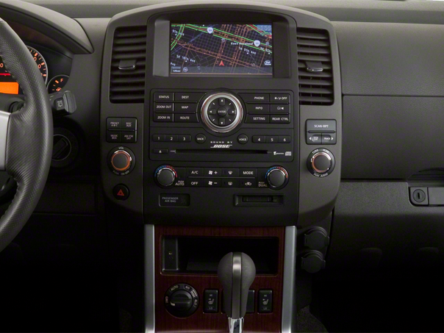 2012 Nissan Pathfinder SV