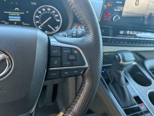 2023 Toyota Sienna Platinum 7 Passenger