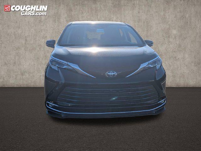 2023 Toyota Sienna Platinum 7 Passenger