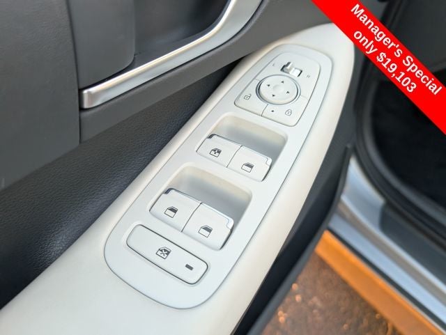 2023 Hyundai Sonata SE