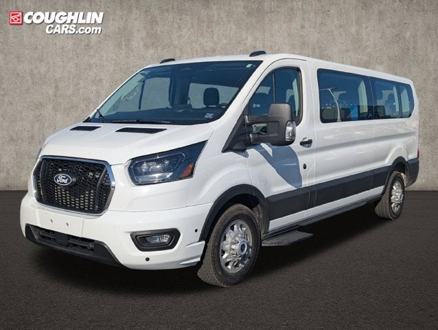 2026 Ford Transit Passenger Wagon XLT