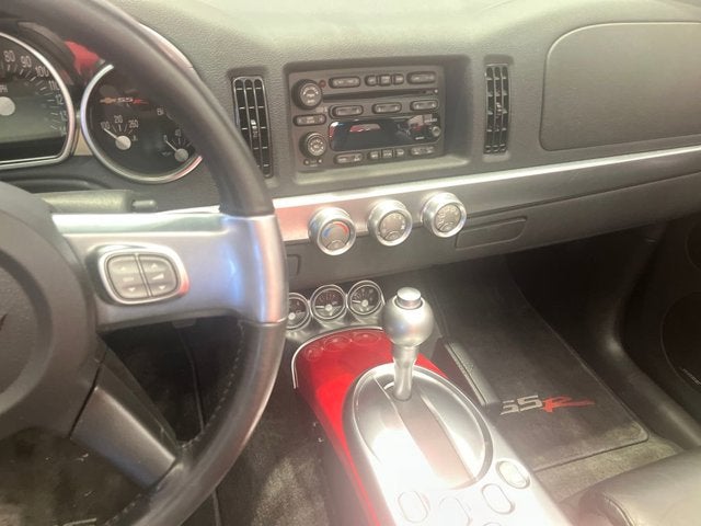 2004 Chevrolet SSR LS