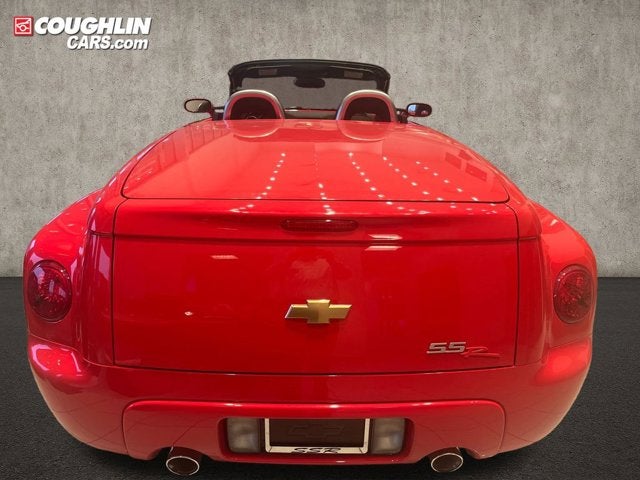 2004 Chevrolet SSR LS