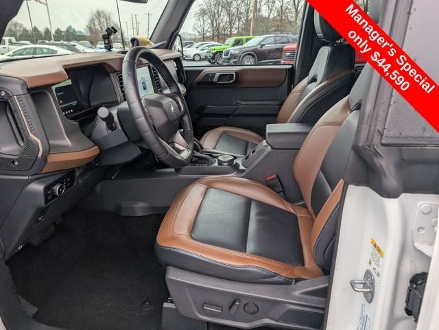 2024 Ford Bronco Outer Banks