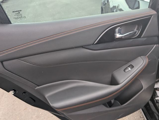 2022 Nissan Maxima SR