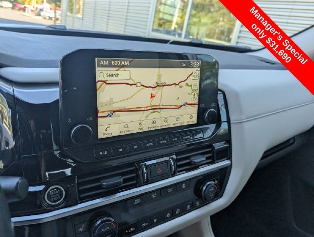 2024 Nissan Pathfinder SL