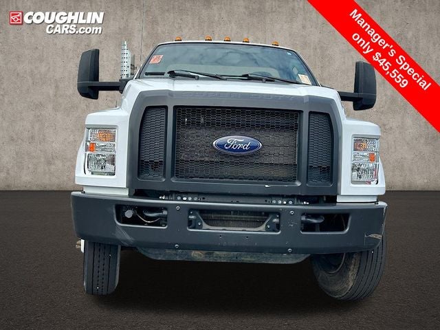 2019 Ford F-750SD Base