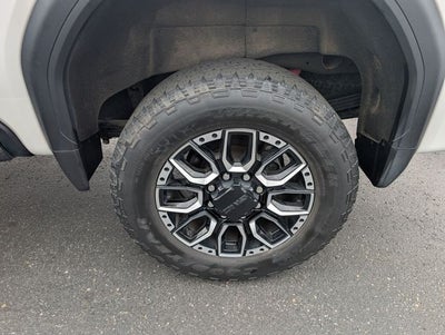2023 GMC Sierra 2500HD Denali