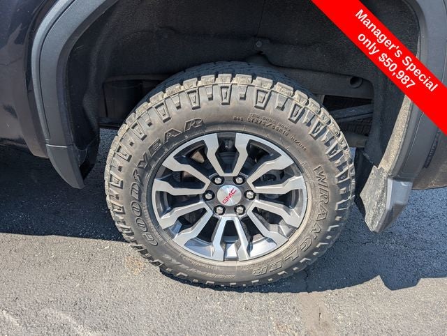 2023 GMC Sierra 1500 AT4