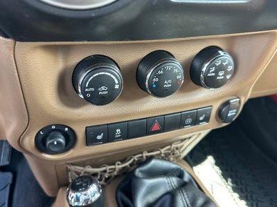 2011 Jeep Wrangler Unlimited Sahara
