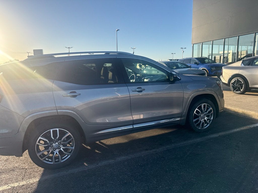 2023 GMC Terrain Denali