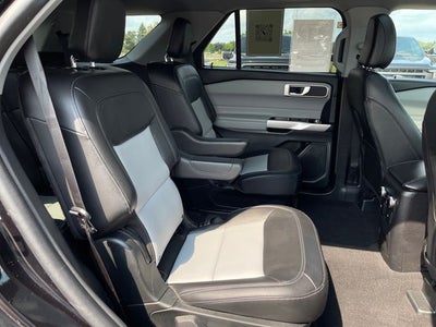 2024 Ford Explorer XLT