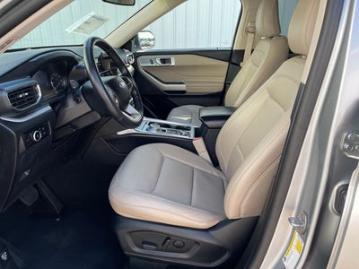 2024 Ford Explorer XLT
