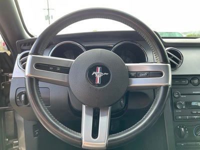 2005 Ford Mustang GT Premium