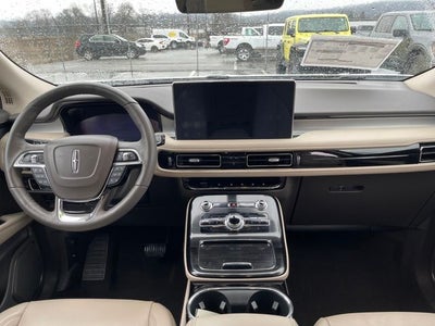 2023 Lincoln Nautilus Standard