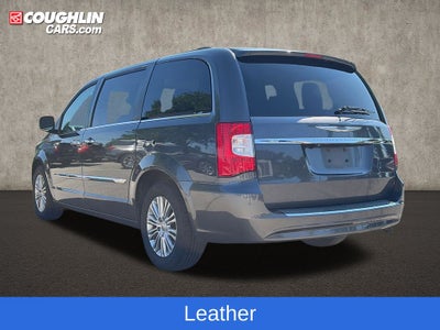 2015 Chrysler Town & Country Touring-L