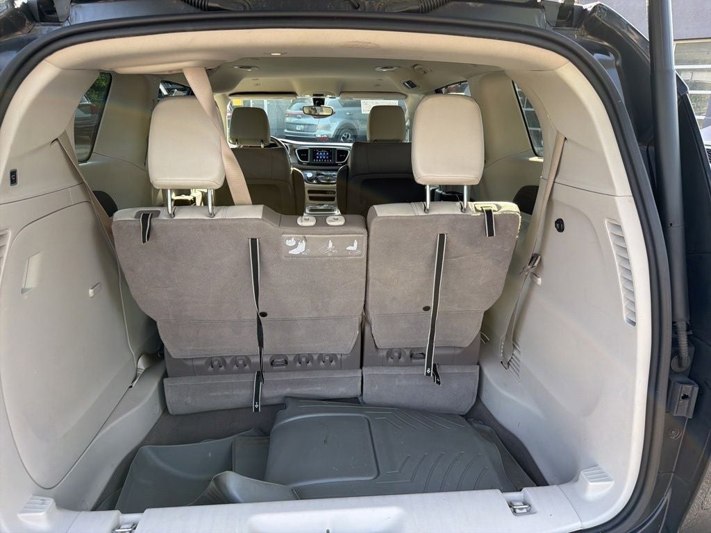 2018 Chrysler Pacifica Touring L