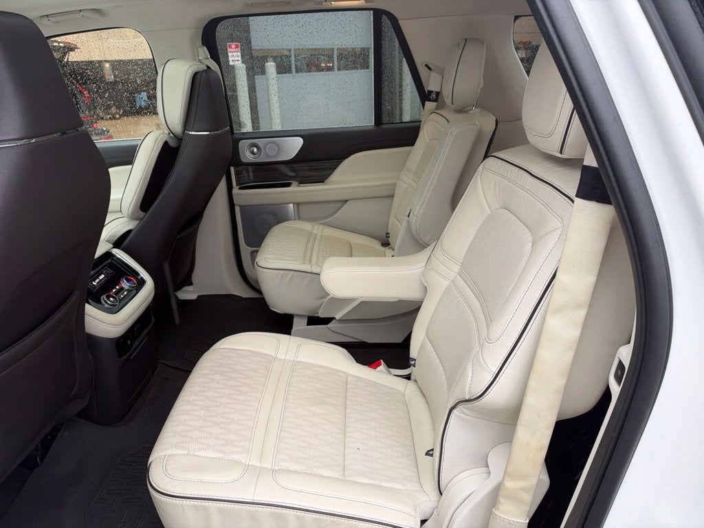 2020 Lincoln Navigator L Black Label