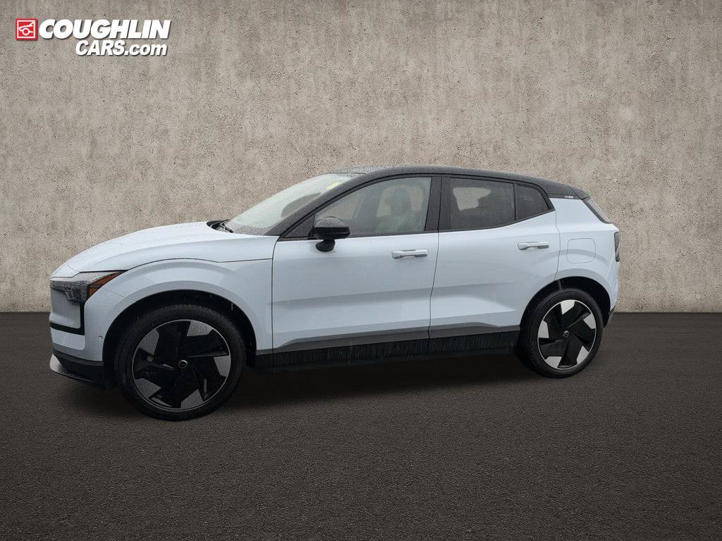 2025 Volvo EX30 Twin Motor Performance Ultra
