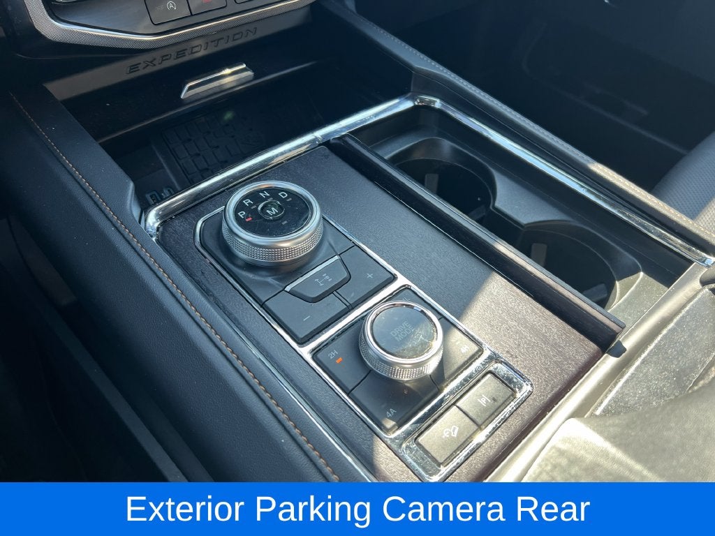 2024 Ford Expedition Platinum