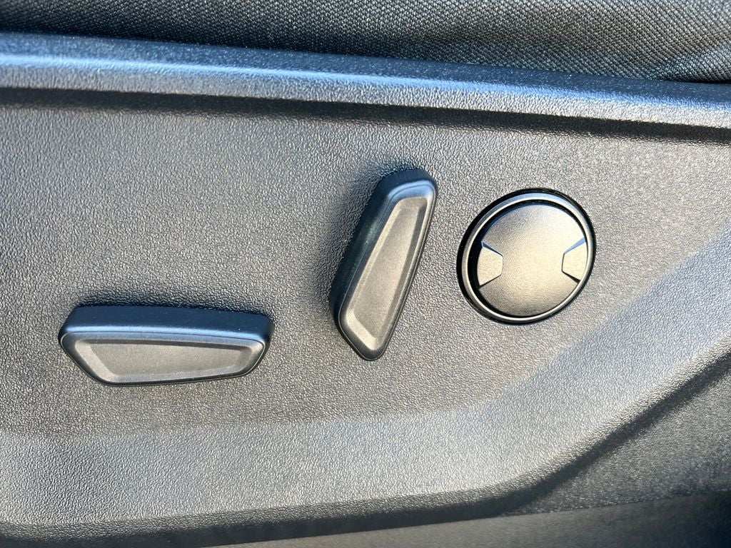 2023 Ford F-150 Base