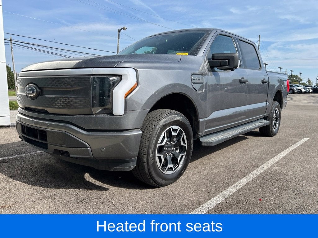 2023 Ford F-150 Lightning XLT