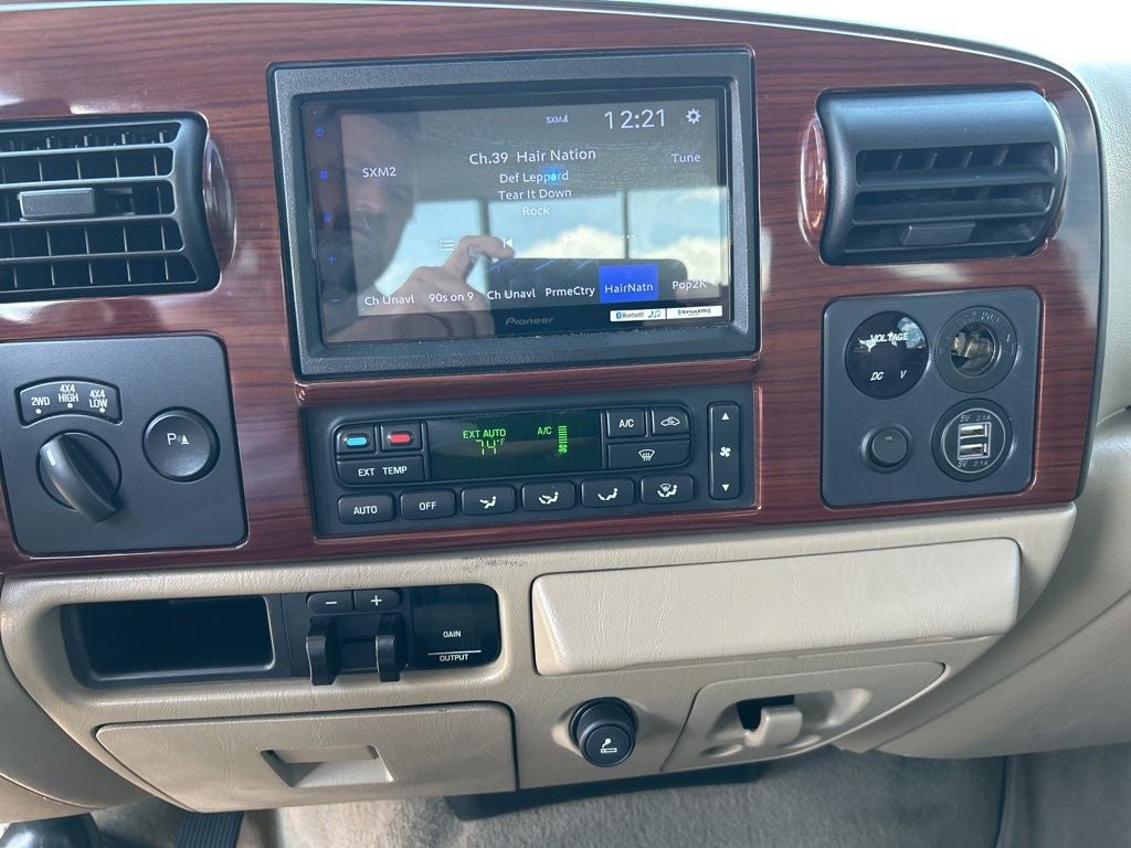 2006 Ford F-350SD Lariat