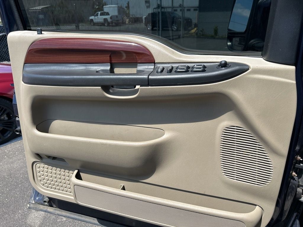 2006 Ford F-350SD Lariat