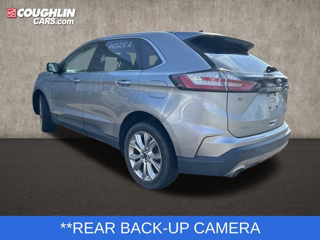 2022 Ford Edge Titanium