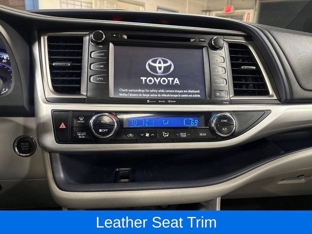 2019 Toyota Highlander SE