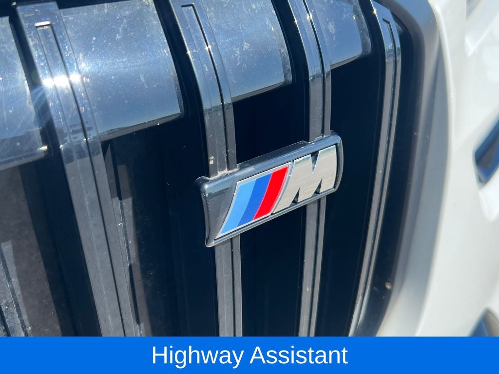 2024 BMW X7 M60i