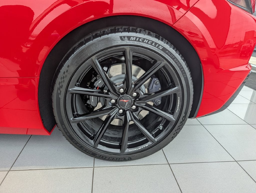 2027 Chevrolet Corvette Stingray 2LT