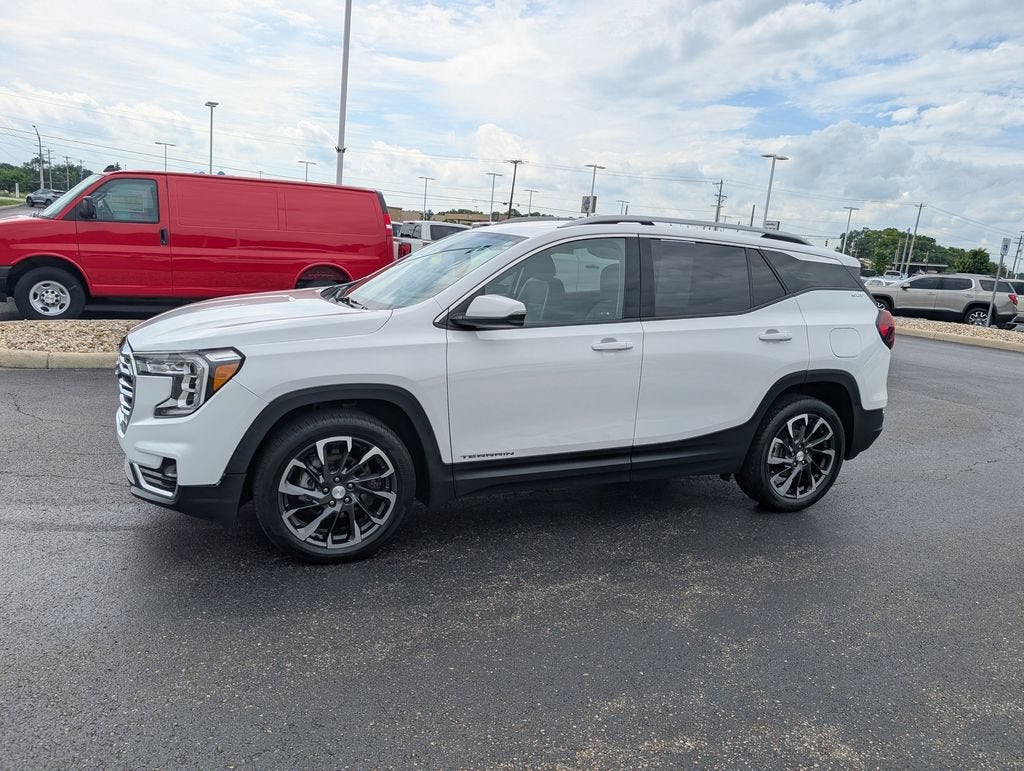 2022 GMC Terrain SLT