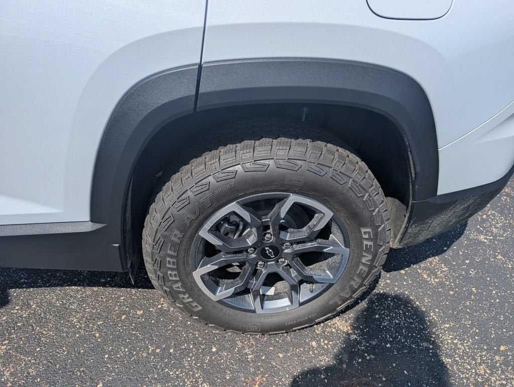 2027 Chevrolet Equinox ACTIV