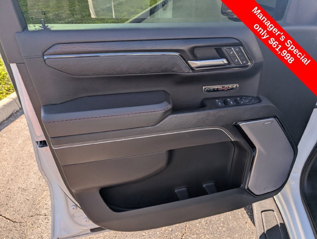 2024 GMC Sierra 1500 AT4X