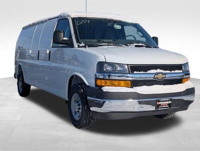 2025 Chevrolet Express Cargo WT