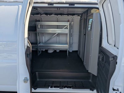 2025 Chevrolet Express Cargo WT