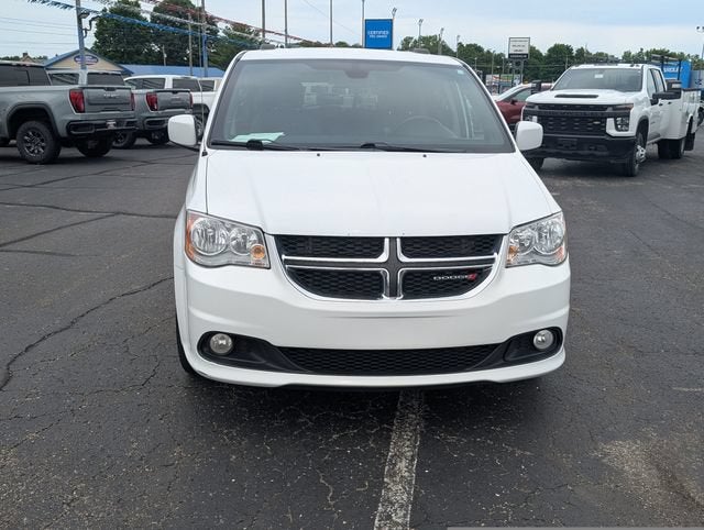 Used 2019 Dodge Grand Caravan SXT with VIN 2C4RDGCG3KR725744 for sale in Newark, OH