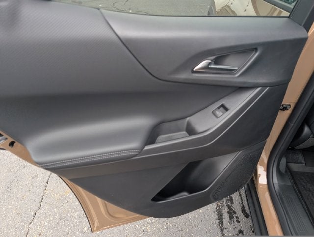 2027 Chevrolet Equinox LT - Photo 14