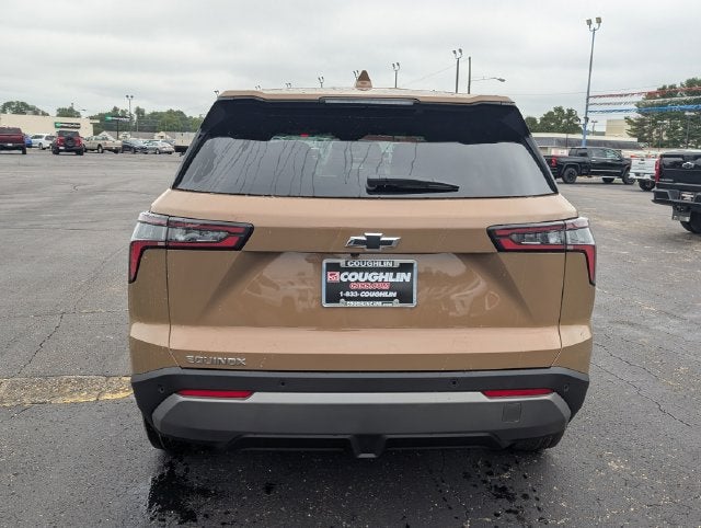 2027 Chevrolet Equinox LT - Photo 6
