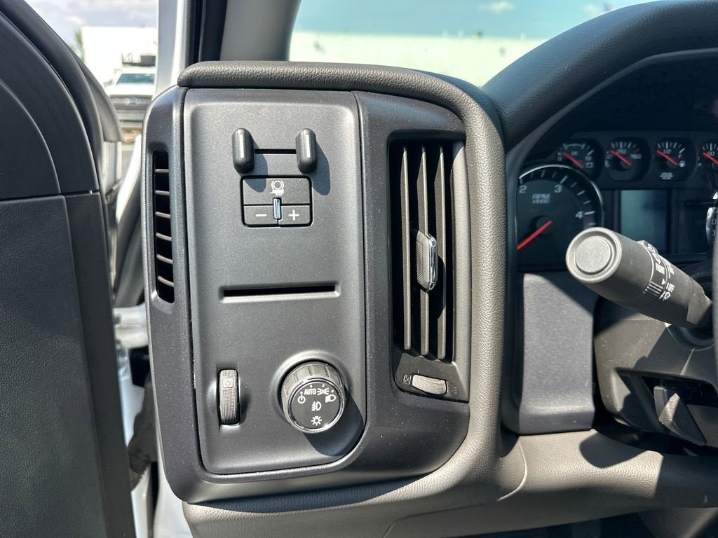 2024 Chevrolet Silverado 5500 HD Work Truck