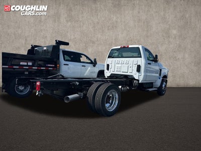 2024 Chevrolet Silverado 5500 HD Work Truck