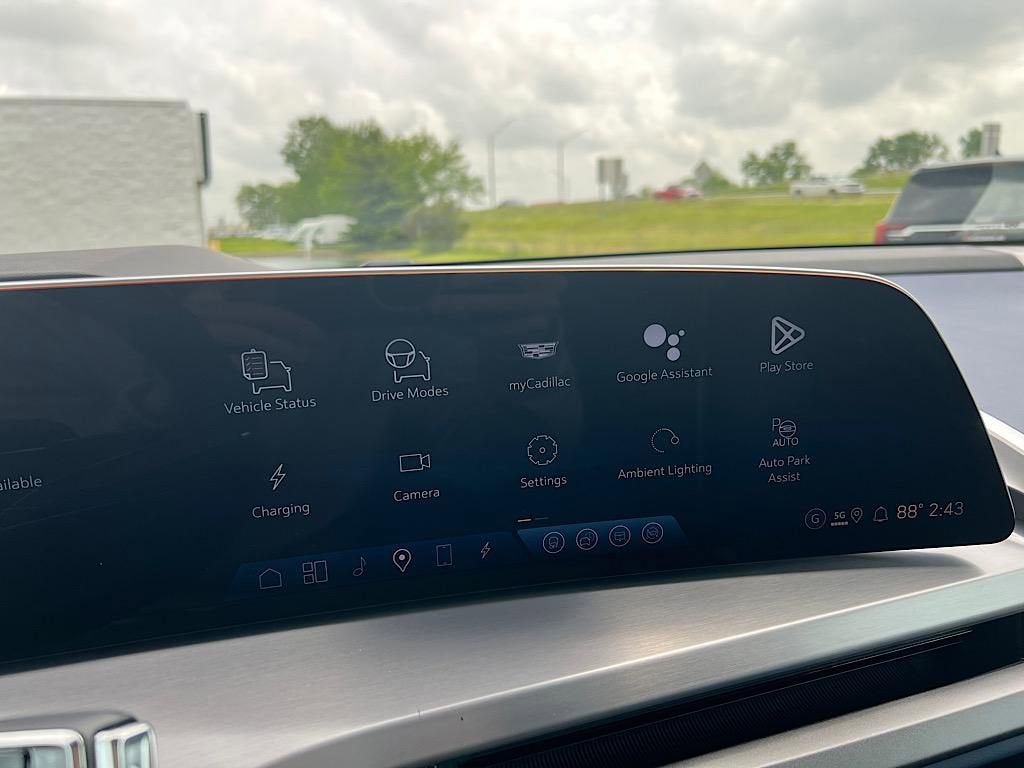 2026 Cadillac VISTIQ Premium Luxury