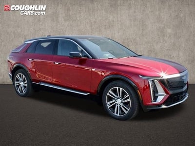 2025 Cadillac LYRIQ Luxury 1