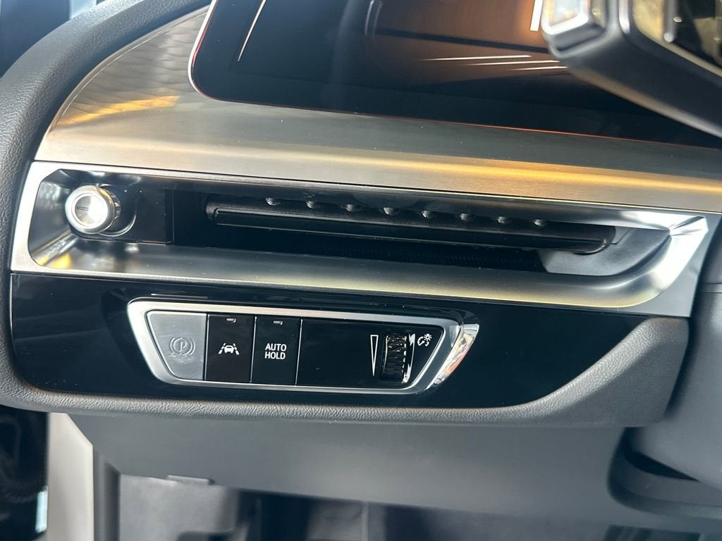 2026 Cadillac LYRIQ Premium Luxury