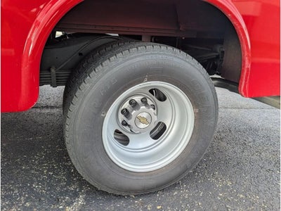 2025 Chevrolet Express Cutaway 3500 1WT