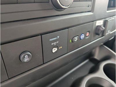 2025 Chevrolet Express Cutaway 3500 1WT