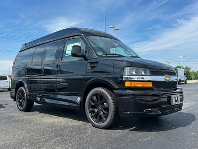 2025 Chevrolet Express Cargo 2500 WT