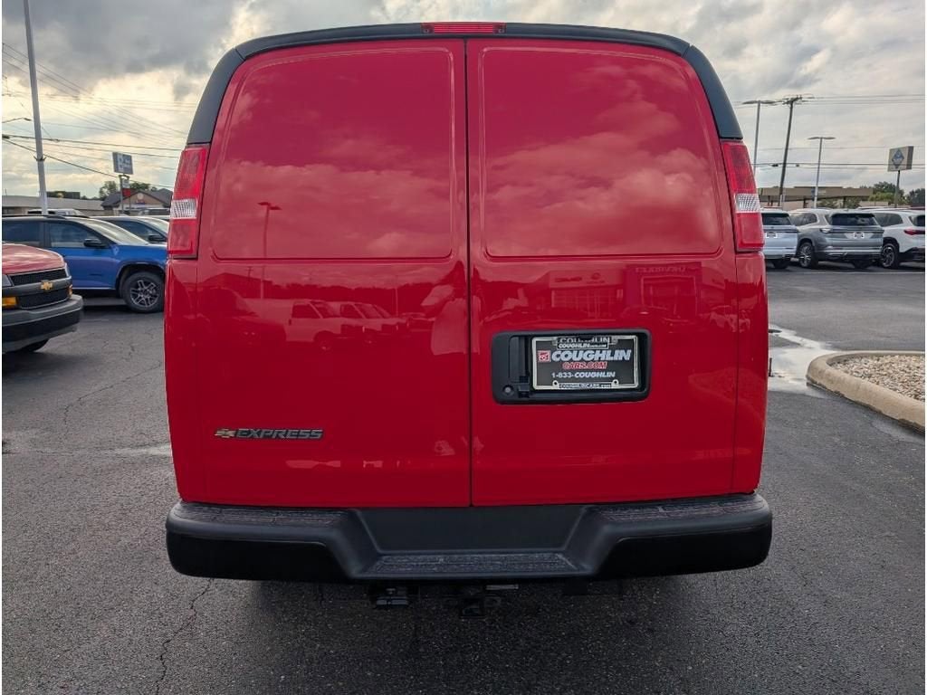 2025 Chevrolet Express Cargo 2500 WT