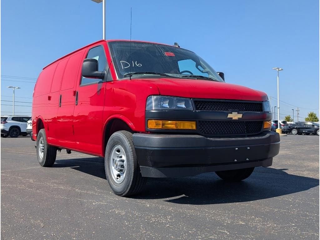 2025 Chevrolet Express Cargo 2500 WT